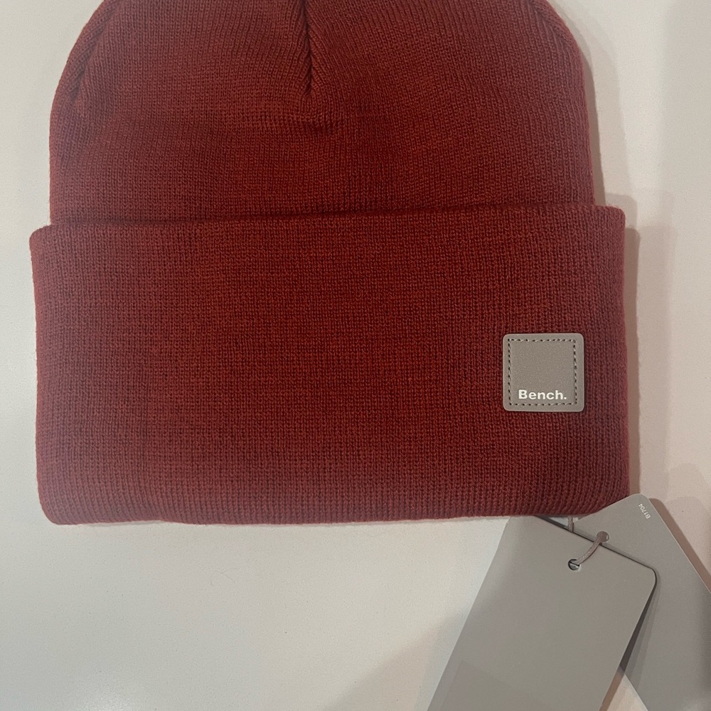 Bench Unisex Rust Beanie One Size NWT